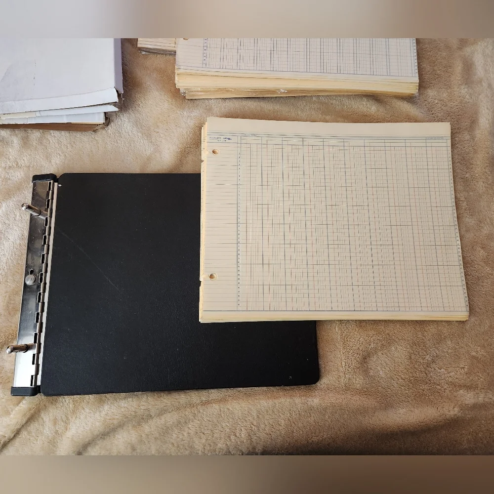 National Brand Black 94-584 Top Lock Binder Ledger & 7 Sets Of Replacement Paper